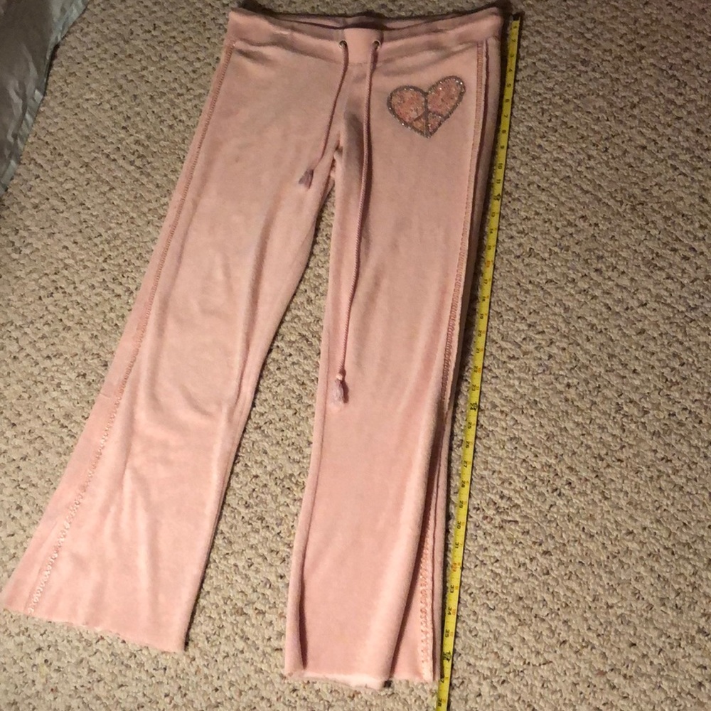 Embellished Twisted heart Hoodie and pants set - Picture 8 of 8